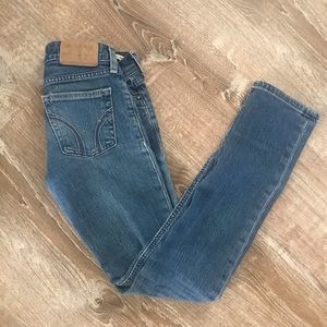 Hollister Laguna Skinny Jeans. Size: 0 short